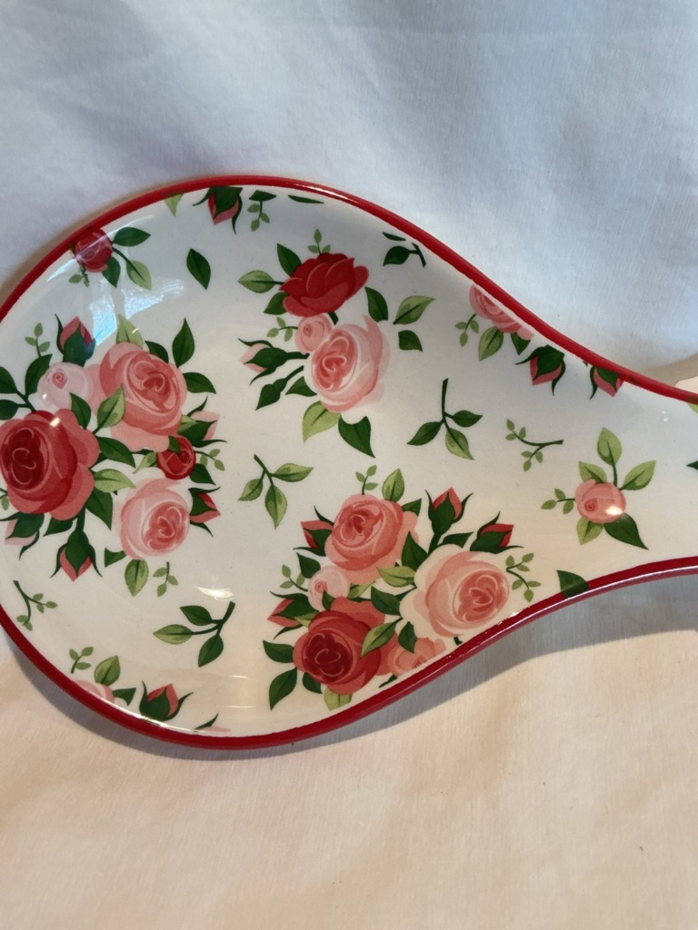 Red and Pink Roses Spoon Rest - Picture 3 of 5
